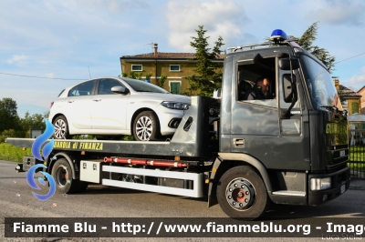 Iveco EuroCargo 100E18 I serie
Guardia di Finanza
1000 Miglia 2019
GdiF 312 AV
Parole chiave: Iveco EuroCargo_100E18_Iserie GDIF312AV 1000_Miglia_2019