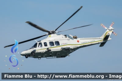 Agusta Westland AW139
Guardia di Finanza
GF-402
Parole chiave: Agusta-Westland AW139 GDIF402 Air_show_2019 Valore_Tricolore_2019