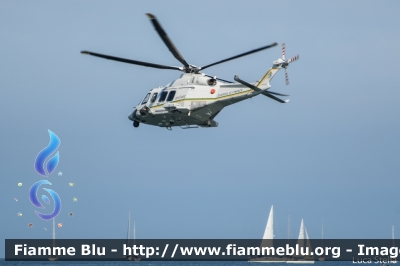 Agusta Westland AW139
Guardia di Finanza
GF-402
Parole chiave: Agusta-Westland AW139 GDIF402 Air_show_2019 Valore_Tricolore_2019