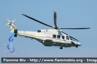 Agusta Westland AW139
Guardia di Finanza
GF-402
Parole chiave: Agusta-Westland AW139 GDIF402 Air_show_2019 Valore_Tricolore_2019