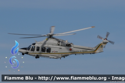 Agusta Westland AW139
Guardia di Finanza
GF-402
Parole chiave: Agusta- Westland AW13 GF402 Air_Show_2018