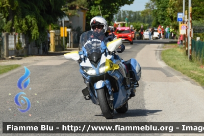 Yamaha FJR 1300 II serie
Polizia di Stato
Polizia Stradale
Allestimento Elevox
in scorta al Giro d'Italia 2024
Moto Gialla
POLIZIA G3153
Parole chiave: Yamaha FJR_1300_IIserie Giro_D_Italia_2024 POLIZIAG3153