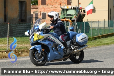 Yamaha FJR 1300 II serie
Polizia di Stato
Polizia Stradale
Allestimento Elevox
in scorta al Giro d'Italia 2024
Moto Gialla
POLIZIA G3153
Parole chiave: Yamaha FJR_1300_IIserie Giro_D_Italia_2024 POLIZIAG3153