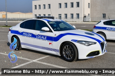 Alfa Romeo Nuova Giulia
Polizia Locale
Comune di Molinella (BO)
Allestimento Bertazzoni
POLIZIA LOCALE YA 340 AG
Parole chiave: Alfa-Romeo Nuova_Giulia Alfa-Romeo Nuova_Giulietta  POLIZIALOCALEYA340AG