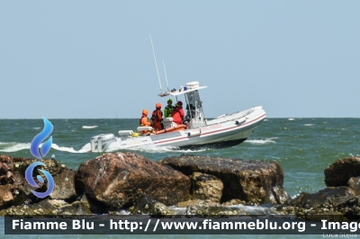 Gommone
 Vigili del Fuoco
Comando Provinciale di Ferrara
Distaccamento Permanente di Comacchio
Parole chiave: Gommone