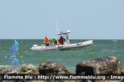 Gommone
 Vigili del Fuoco
Comando Provinciale di Ferrara
Distaccamento Permanente di Comacchio
Parole chiave: Gommone