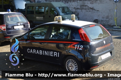 Fiat Grande Punto
Carabinieri
CC CN 625
Parole chiave: Fiat Grande_Punto CCCN625 Festa_della_Repubblica_2015