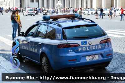 Alfa Romeo 159 Sportwagon Q4
Polizia di Stato
Polizia Stradale
POLIZIA H0567
Parole chiave: Alfa-Romeo 159_Sportwagon_Q4 POLIZIAH0567 Festa_della_Repubblica_2015