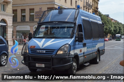 Iveco Daily IV serie
Polizia di Stato
Allestimento Sperotto
Decorazione Grafica Artlantis
POLIZIA H0924
Parole chiave: Iveco Daily_IVserie POLIZIAH0924