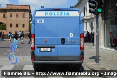 Fiat Ducato X250
Polizia di Stato
Polizia Stradale
POLIZIA H3293
In scorta al Giro d'Italia 2018
Parole chiave: Fiat Ducato_X250 POLIZIAH3293 Giro_D_Italia_2018