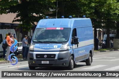 Fiat Ducato X250
Polizia di Stato
Polizia Stradale
POLIZIA H3293
In scorta al Giro d'Italia 2018
Parole chiave: Fiat Ducato_X250 POLIZIAH3293 Giro_D_Italia_2018