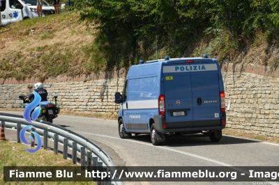 Fiat Ducato X250
Polizia di Stato
Polizia Stradale
Officina Mobile
in scorta al Tour de France 2024
Automezzo 3
POLIZIA H3293
Parole chiave: Fiat Ducato_X250  POLIZIAH3293 Tour_DE_France_2024