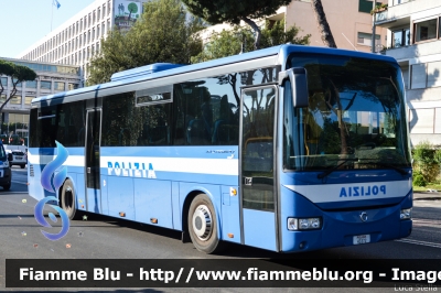 Irisbus Crossway
Polizia di Stato
POLIZIA H3372
Parole chiave: Irisbus Crossway POLIZIAH3372 Festa_della_Repubblica_2015