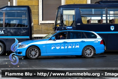 Bmw 320 Touring E91 restyle
Polizia di Stato
POLIZIA H4116
Parole chiave: Bmw 320_Touring_E91_restyle POLIZIAH4116 Festa_della_Repubblica_2015