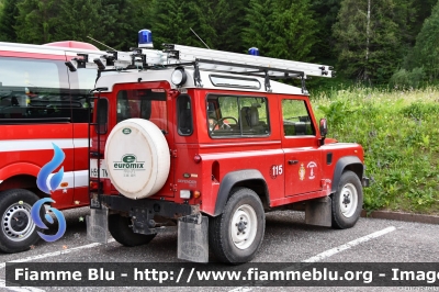 Land Rover Defender 90
Vigili del Fuoco
Unione distrettuale di Fassa
Corpo Volontario di Campitello di Fassa (TN)
VF H59 TN
Parole chiave: Land-Rover Defender_90 VFh59TN