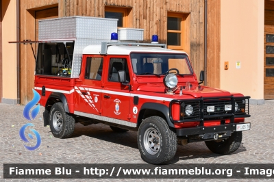 Land Rover Defender 130
Vigili del Fuoco
Unione Distrettuale di Fassa
Corpo di Pozza di Fassa (TN)
VF J05 TN
Parole chiave: Land-Rover Defender_130 VFJ05TN VFG43TN VFK88TN