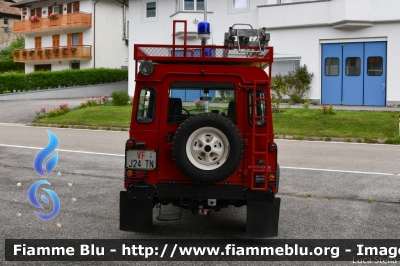 Land Rover Defender 90
Vigili del Fuoco
Unione Distrettuale della Val Di Sole
Corpo Volontario di Terzolas (TN)
VF J24 TN
Parole chiave: Land-Rover Defender_90 VFJ24TN