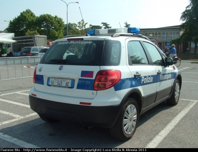 Fiat Sedici II Serie
Polizia Municipale Unione dei Comuni di Ro, Copparo, Jolanda di Savoia, Berra, Formignana, Tresigallo
POLIZIA LOCALE YA 543 AE
Parole chiave: Fiat Sedici IISerie PoliziaLocaleYA543AE