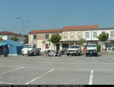 Panoramica Mezzi A.C.A.C.
Protezione Civile
Provincia di Ferrara
Gruppo A.C.A.C Unità Cinofile da Soccorso Ferrara
Associazione Cinofila Amici del Cane
