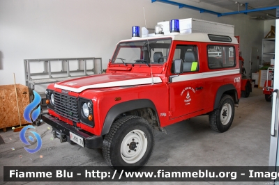 Land Rover Defender 90
Vigili del Fuoco
Unione Distrettuale di Fiemme
Corpo Volontario di Capriana (TN)
VF K87 TN
Parole chiave: Land-Rover Defender_90 VFK87TN