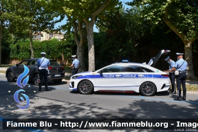 Kia ProCeed
Polizia Locale Ravenna
Nucleo Pronto Intervento
Allestimento Bertazzoni
RAVENNA 36
POLIZIA LOCALE YA 860 AK
Parole chiave: Kia ProCeed POLIZIALOCALEYA860AK