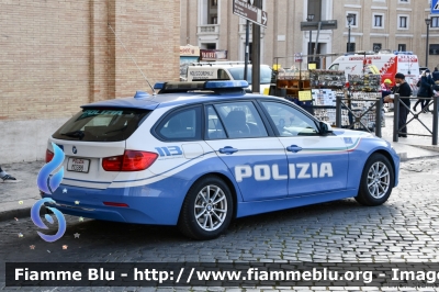 Bmw 318 Touring F31 restyle
Polizia di Stato
Polizia Stradale
Ispettorato di Pubblica Sicurezza presso il Vaticano
Allestimento Marazzi
Decorazione grafica Artlantis
POLIZIA M0388
Parole chiave: Bmw 318_Touring_F31_restyle  POLIZIAM0388 Trentennale118