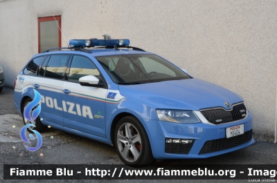 Skoda Octavia RS Wagon IV serie
Polizia di Stato
Polizia Stradale
Autostrada A21 Brescia - Piacenza
Allestimento Bertazzoni Veicoli Speciali
Decorazione Grafica Artlantis
POLIZIA M0404
Parole chiave: Skoda Octavia_RS_Wagon_IVserie POLIZIAM0404 Reas_2017