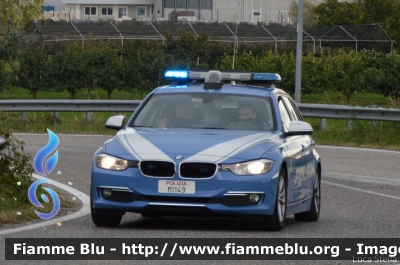 Bmw 318 Touring F31 restyle
Polizia di Stato
Polizia Stradale
Allestita Marazzi
POLIZIA M1149
Parole chiave: Bmw 318_Touring_F31_restyle POLIZIAM1149 Giro_D_Italia_2020