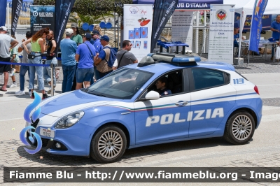 Alfa Romeo Nuova Giulietta restyle 
Polizia di Stato
Allestita NCT Nuova Carrozeria Torinese
POLIZIA M1352
Parole chiave: Alfa-Romeo Nuova_0Giulietta_restyle POLIZIAM1352