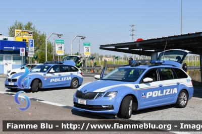 Skoda Octavia Wagon V serie
Polizia di Stato
Polizia Autostradale
in servizio sulla rete Autostrade per l'Italia SPA
Allestimento Focaccia
Decorazione Grafica Artlantis
POLIZIA M1534
Parole chiave: Skoda Octavia_Wagon_Vserie POLIZIAM1534 Covid19