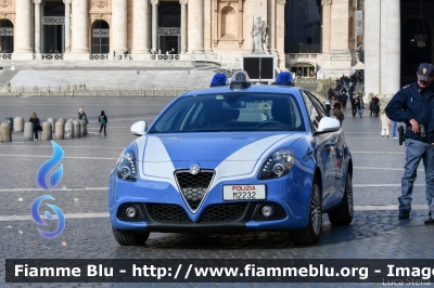 Alfa Romeo Nuova Giulietta restyle
Polizia di Stato
Ispettorato di Pubblica Sicurezza presso il Vaticano
Allestita NCT Nuova Carrozzeria Torinese
Decorazione Grafica Artlantis
POLIZIA M2232
Parole chiave: Alfa-Romeo Nuova_Giulietta_restyle POLIZIAM2232 Trentennale118