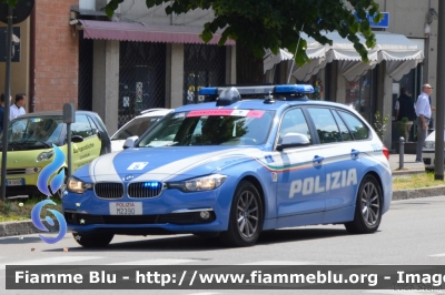 Bmw 318 Touring F31 restyle
Polizia di Stato
Polizia Stradale
POLIZIA M2390
Auto 5
In scorta al Giro d'Italia 2018
Parole chiave: Bmw 318_Touring_F31_restyle POLIZIAM2390 Giro_D_Italia_2018