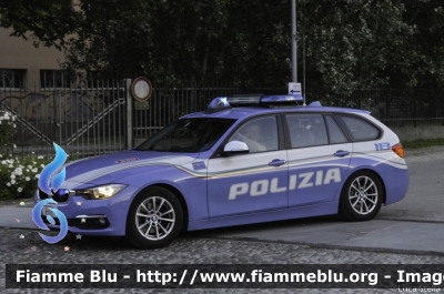 Bmw 318 Touring F31 restyle
Polizia di Stato
Polizia Stradale
Allestimento Marazzi
Decorazione grafica Artlantis
POLIZIA M2397
Mille Miglia 2018
Parole chiave: Bmw 318_Touring_F31_restyle POLIZIAM2397 1000_Miglia_2018