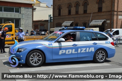 Bmw 318 Touring F31 restyle
Polizia di Stato
Polizia Stradale
POLIZIA M2451
Auto 2
In scorta al Giro d'Italia 2018
Parole chiave: Bmw 318_Touring_F31_restyle  POLIZIAM2451 Giro_D_Italia_2018