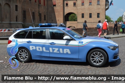 Bmw 318 Touring F31 restyle
Polizia di Stato
Polizia Stradale
POLIZIA M2451
Auto 2
In scorta al Giro d'Italia 2018
Parole chiave: Bmw 318_Touring_F31_restyle  POLIZIAM2451 Giro_D_Italia_2018