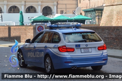 Bmw 318 Touring F31 II restyle
Polizia di Stato
Polizia Stradale
Allestimento Marazzi
POLIZIA M2508
Parole chiave: Bmw 318_Touring_F31_IIrestyle POLIZIAM2508 Giro_D_Italia_2018