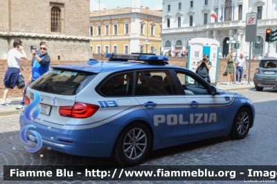 Bmw 318 Touring F31 restyle
Polizia di Stato
Polizia Stradale
POLIZIA M2514
Auto 3
In scorta al Giro d'Italia 2018
Parole chiave: Bmw 318_Touring_F31_restyle POLIZIAM2514 Giro_D_Italia_2018