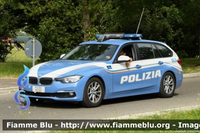 BMW 318 Touring F31 II restyle
Polizia di Stato
Polizia Stradale
Allestimento Focaccia
Decorazione Grafica Artlantis
POLIZIA M2561
Parole chiave: BMW 318_Touring_F31_II_restyle POLIZIAM2561