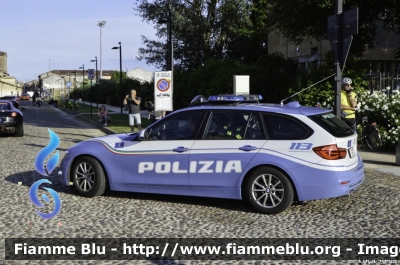 Bmw 318 Touring F31 restyle
Polizia di Stato
Polizia Stradale
Allestimento Marazzi
Decorazione grafica Artlantis
POLIZIA M2579
Mille Miglia 2018
Parole chiave: Bmw 318_Touring_F31_restyle POLIZIAM2579 100_Miglia_2018