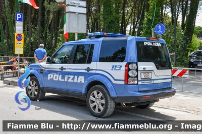 Land Rover Discovery 4
Polizia di Stato
Squadra Volante
Unità Operativa di Primo Intervento
POLIZIA M2615
Parole chiave: Land-Rover Discovery_4 POLIZIAM2615 Air_Show_2018