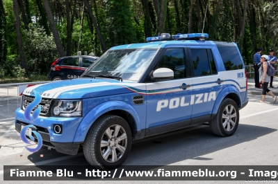 Land Rover Discovery 4
Polizia di Stato
Squadra Volante
Unità Operativa di Primo Intervento
POLIZIA M2615
Parole chiave: Land-Rover Discovery_4 POLIZIAM2615 Air_Show_2018