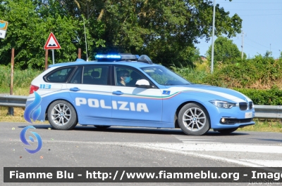 Bmw 318 Touring F31 III restyle
Polizia di Stato
Polizia Stradale
Allestimento Focaccia
Decorazione Grafica Artlantis
POLIZIA M3523
Parole chiave: Bmw 318_Touring_F31_IIIrestyle POLIZIAM3523 Adriatica_Ionica_Race_2021