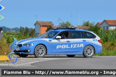 Bmw 318 Touring F31 III restyle
Polizia di Stato
Polizia Stradale
Allestimento Focaccia
Decorazione Grafica Artlantis
POLIZIA M3523
Parole chiave: Bmw 318_Touring_F31_IIIrestyle POLIZIAM3523 Adriatica_Ionica_Race_2021