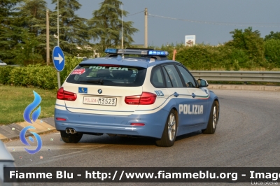 Bmw 320 Touring F31 III restyle
Polizia di Stato
Polizia Stradale
Allestimento Focaccia
POLIZIA M3523
In scorta alla Mille Miglia 2022
Parole chiave: Bmw 320_Touring_F31_III_restyle  POLIZIA M3523 1000_Miglia_2022