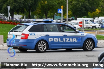 Skoda Octavia Wagon 4x4 V serie
Polizia di Stato
Polizia Stradale
Polizia Autostradale
in servizio sulla rete Autovia Padana
Allestimento Focaccia
Decorazione Grafica Artlantis
POLIZIA M3663
Parole chiave: Skoda Octavia_Wagon_4x4_Vserie POLIZIAM3663 Reas_2021