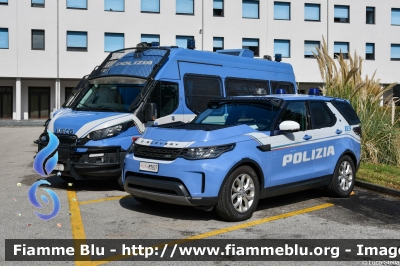 Land Rover Discovery 5
Polizia di Stato
Reparto Mobile
II Reparto Mobile Padova
Allestimento Elevox
POLIZIA M3827
Parole chiave: Land-Rover Discovery_5 POLIZIAM3827