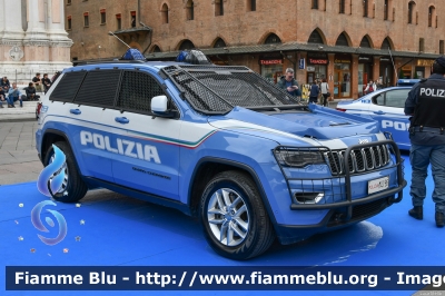 Jeep Grand Cherokee
Polizia di Stato
Reparto Mobile
VII Reparto Mobile Bologna
Allestimento Elevox
POLIZIA M4196
Festa della Polizia 2023
Parole chiave: Jeep Grand_Cherokee POLIZIAM4196 Festa_della_Polizia_2023