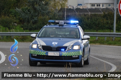 Skoda Octavia Wagon V serie
Polizia di Stato
Polizia Stradale
Allestimento Focaccia
Decorazione Grafica Artlantis
POLIZIA M4705
in scorta al Giro d'Italia 2020
Parole chiave: Skoda Octavia_Wagon_Vserie POLIZIAM4705 Giro_D_Italia_2020