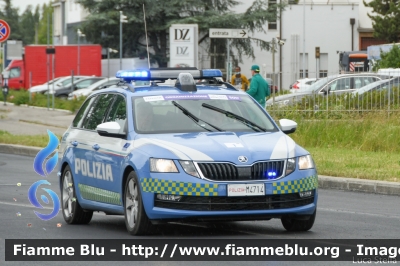 Skoda Octavia Wagon V serie
Polizia di Stato
Polizia Stradale
Allestimento Focaccia
Decorazione Grafica Artlantis
POLIZIA M4714
in scorta al Giro d'Italia 2021
Vettura "1"
Parole chiave: Skoda Octavia_Wagon_Vserie POLIZIAM4714 Giro_D_Italia_2021