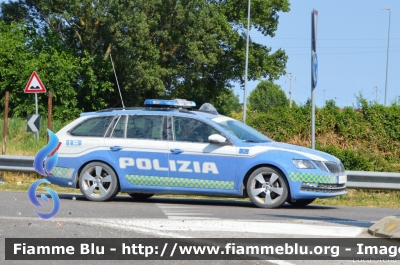 Skoda Octavia Wagon V serie
Polizia di Stato
Polizia Stradale
in scorta al Giro
Adriatica Ionica Race 2021
POLIZIA M4769
Auto 2
Parole chiave:  Skoda Octavia_Wagon_Vserie POLIZIAM4769 Adriatica_ionica_Race_2021